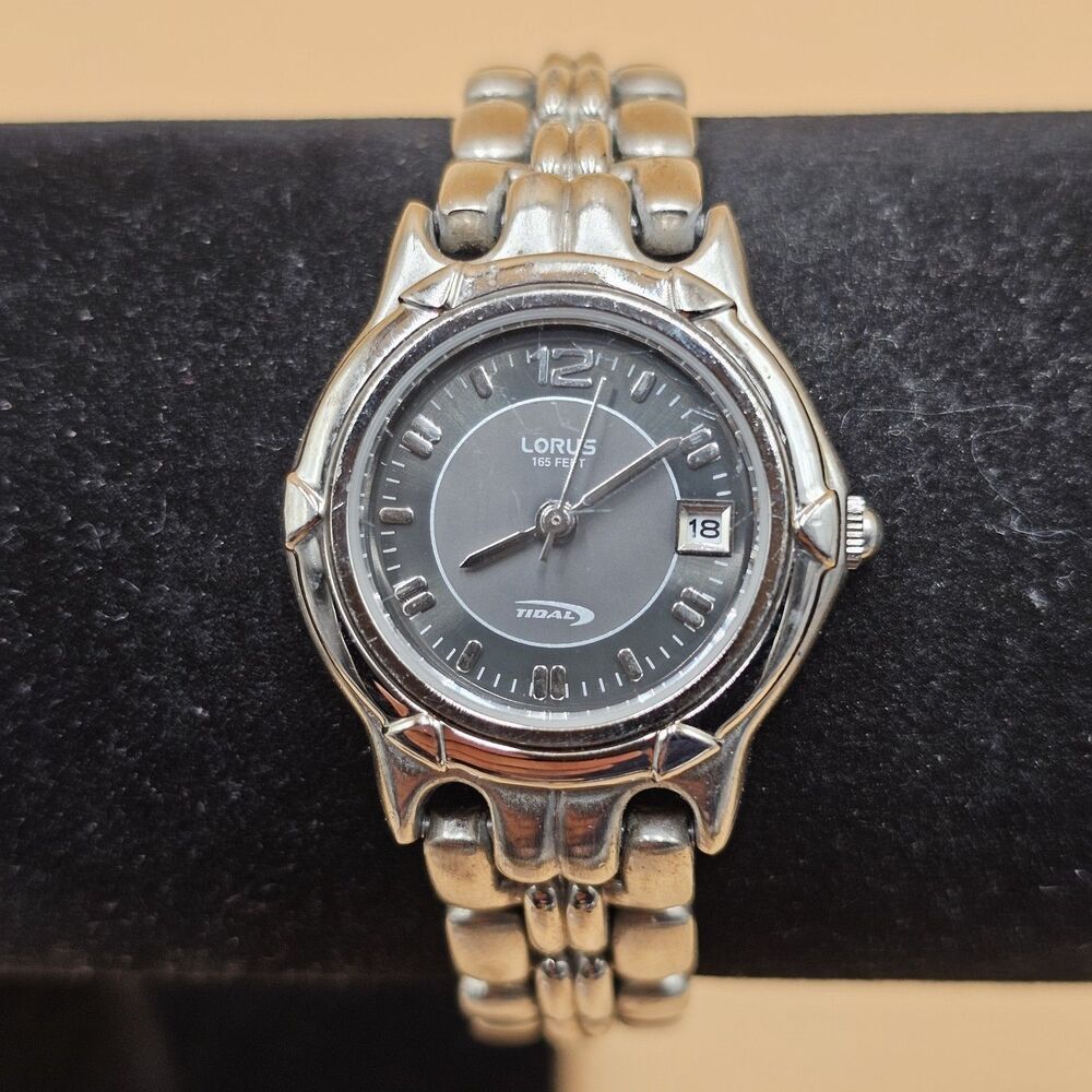 Vintage Lorus Tidal Women's Date Watch LR0199 Silver Tone Black Dial New Battery